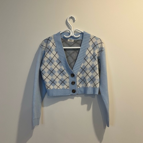 Ardene | women's medium cropped Jacquard Cardigan blue white and black buttons - Picture 1 of 6